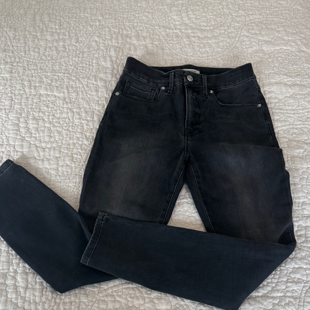 Good American Dark Wash Skinny Jeans